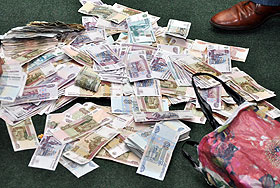 Рубль прервал серию падений