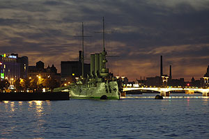 "Аврора" без тусовки