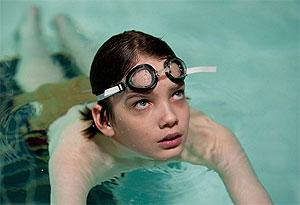 Из лесу девочку взяли мы домой