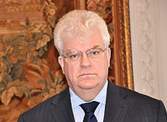 Евросоюз не станет изображать бога