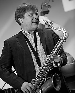 Лютая стужа джазу не помеха