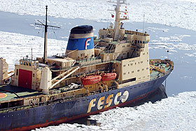 Чрез льды: сложная операция продолжается