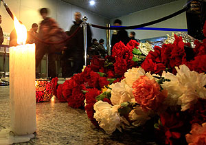 Теракт в "Домодедово": куда ведут следы