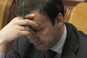 Дворкович против