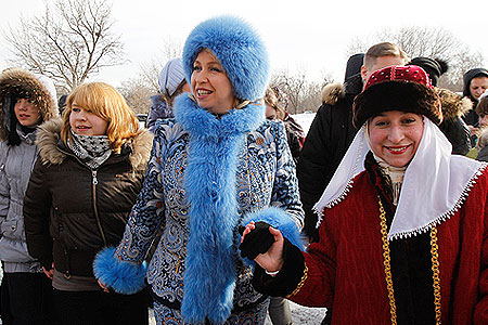 Светлана Медведева приняла участие в праздновании Масленицы в "Коломенском"