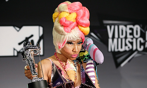 Певица Nicki Minaj получила награду за лучшее видео в стиле хип-хоп.