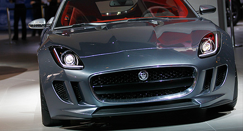 На стенде Jaguar-Land Rover представлен новый Jaguar C-X16.