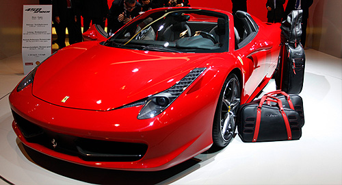 На 64-м Международном автосалоне во Франкфурте показали новый Ferrari 458 spider.