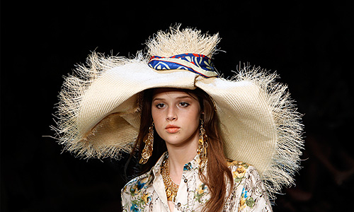 Показ коллекции D&G весна-лето 2012 на Неделе моды в Милане.