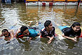 В Таиланде из-за наводнений введен режим ЧС.