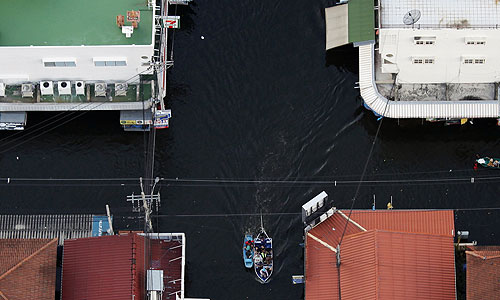 В Таиланде из-за наводнений введен режим ЧС.