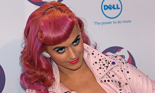 Певица Кэти Перри на церемонии вручения MTV Europe Music Awards в Белфасте.