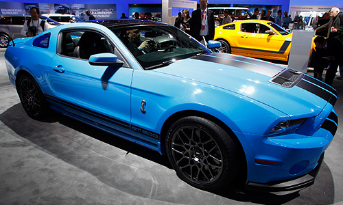 Ford Mustang Shelby GT500 2013 года.