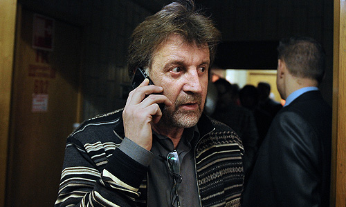 Актер Леонид Ярмольник перед началом собрания инициативной группы по выдвижению Михаила Прохорова кандидатом в президенты РФ в Финансовом университете.