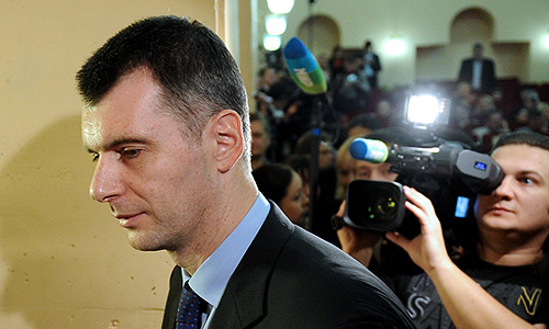 Бизнесмен Михаил Прохоров на собрании инициативной группы по своему выдвижению кандидатом в президенты РФ в Финансовом университете.