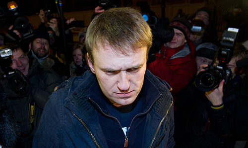 Блогер Алексей Навальный, задержанный во время акции протеста "За честные выборы", после освобождения из-под ареста.