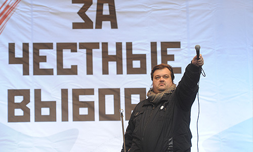 Футбольный комментатор Василий Уткин на митинге оппозиции "За честные выборы" на проспекте Сахарова.
