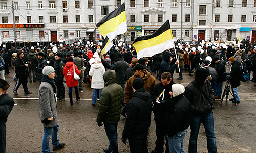 Представитель оргкомитета митинга, член бюро движения "Солидарность" Александр Рыклин заявил, что уже около 40 тыс. человек пришли на проспект Академика Сахарова в центре Москвы. "Митинг еще не начался, но здесь уже порядка 40 тыс. человек. Люди продолжают подходить", - сказал он "Интерфаксу". По его словам, обстановка в районе проведения санкционированного митинга остается спокойной, общественный порядок никто не нарушает.
