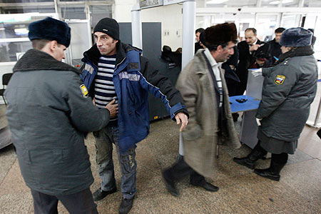 Усиление мер безопасности в аэропорту "Домодедово"