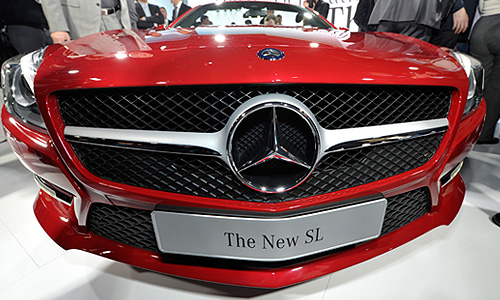 Автомобиль Mercedes-Benz 2013 SL-Class.