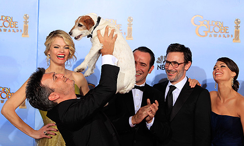 Съемочная группа фильма "Артист" и пес Угги.