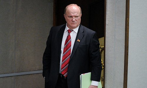 Кандидат в президенты РФ, лидер КПРФ Геннадий Зюганов на дополнительном пленарном заседании Государственной Думы РФ.