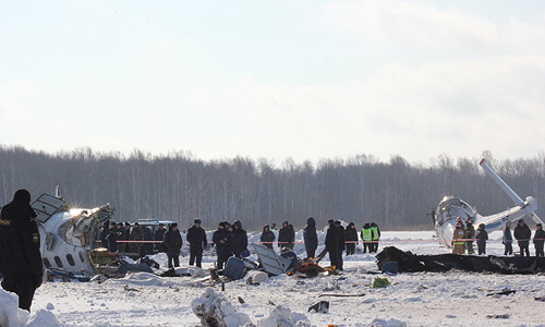 В расследовании катастрофы примут участие представители изготовителя воздушного судна (Франция), двигателя (Канада) и страны регистрации (Великобритания-Бермуды). Черные ящики ATR-72 уже найдены.