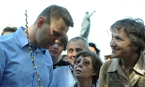 Блогер Алексей Навальный во время несанкционированной акции протеста против фальсификации результатов выборов мэра Астрахани.