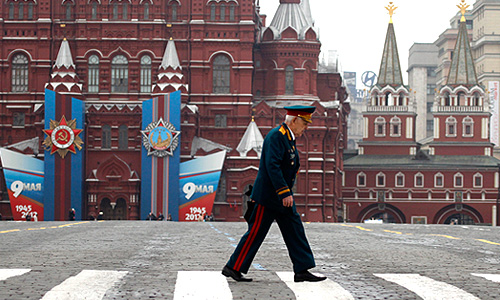 Военный парад в честь шестьдесят седьмой годовщины Победы в Великой Отечественной войне прошел на Красной площади в Москве.