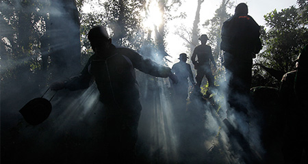 Катастрофа Sukhoi Superjet 100 в Индонезии