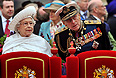 Герцог Эдинбургский, принц Филип, супруг королевы Великобритании Елизаветы II госпитализирован в понедельник, сообщает королевская канцелярия. По данным Букингемского дворца, 90-летний принц Филип помещен в больницу короля Эдуарда VII в Лондоне "из превентивных соображений".