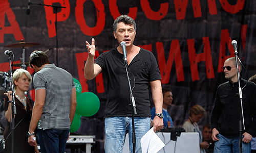 Сопредседатель Партии народной свободы Борис Немцов во время выступления на акции оппозиции "Марш миллионов" на проспекте Сахарова.