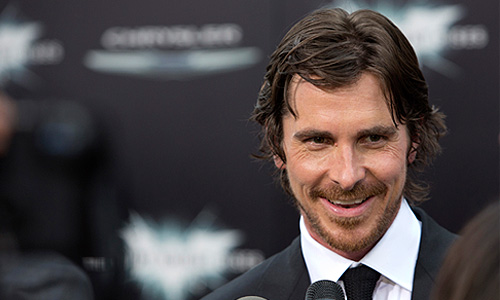 Актер Кристиан Бэйл на премьере фильма "Темный рыцарь: Возрождение легенды" в Нью-Йорке.