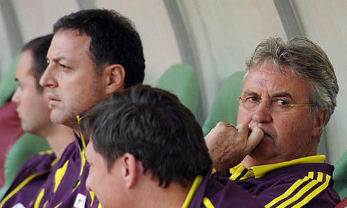 Главный тренер ФК "Анжи" Гус Хиддинк на матче Лиги Европы по футболу: "Анжи" (Махачкала, Россия) - "АЗ Алкмар" (Алкмар, Нидерланды).