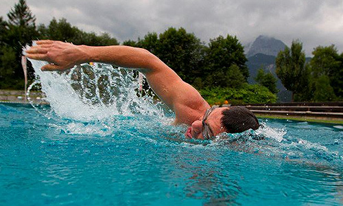Виталий Кличко готовится к бою с Мануэлем Чарром 8 сентября в СК "Олимпийский".