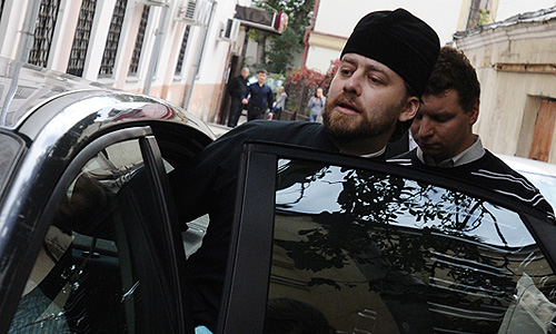 Игумен Тимофей утверждает, что в момент ДТП был трезв, и вины не признает.