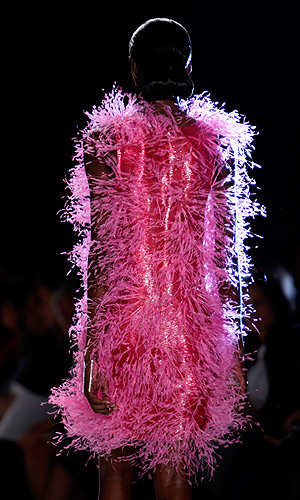 Показ коллекции Chado Ralph Rucci весна/лето 2013.
