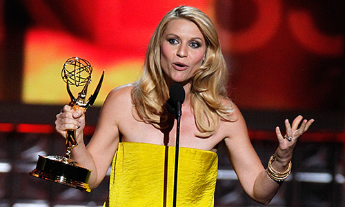 Клэр Дэйнс получила награду Emmy за роль в сериале "Чужой среди своих".