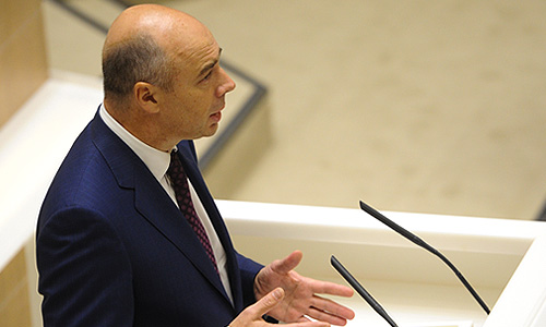 Министр финансов РФ Антон Силуанов во время выступления на первом заседании осенней сессии Совета Федерации РФ.