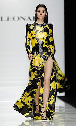 Показ коллекции  Raffaele Borriello весна-лето 2013 для модного дома Leonard .