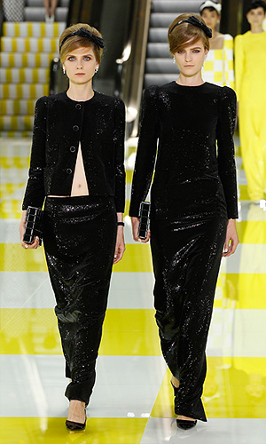 Показ коллекции  Marc Jacobs весна-лето 2013 для модного дома Louis Vuitton.