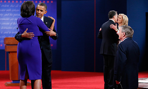 В США в ночь на четверг состоялись первые дебаты демократа Барака Обамы и республиканца Митта Ромни.