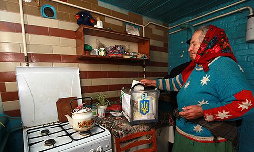 Состоявшиеся в минувшее воскресенье выборы Верховной Рады Украины прошли без значительных нарушений. Об этом единогласно заявили представители всех миссий наблюдателей, следивших за голосованием.