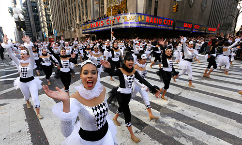 В Нью Йорке прошел ежегодный парад, посвященный Дню Благодарения.