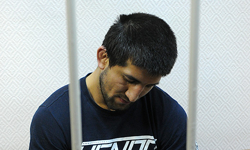 Спортсмен Расул Мирзаев, обвиняемый в смерти 19-летнего студента Ивана Агафонова, во время оглашения приговора в Замоскворецком суде. Р.Мирзаев признан виновным в причинении смерти по неосторожности.