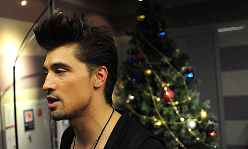 Певец Дима Билан перед началом шоу-концерта "Песня года-2012" в СК "Олимпийский".