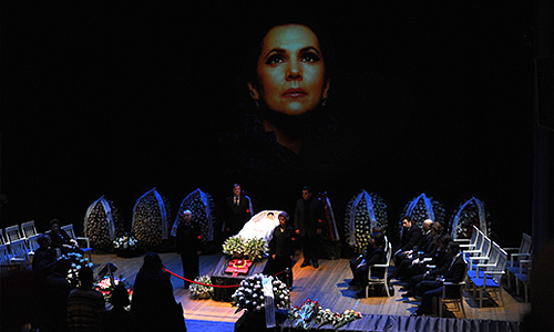 Во время церемонии прощания с оперной певицей Галиной Вишневской в Центре оперного пения Вишневской.