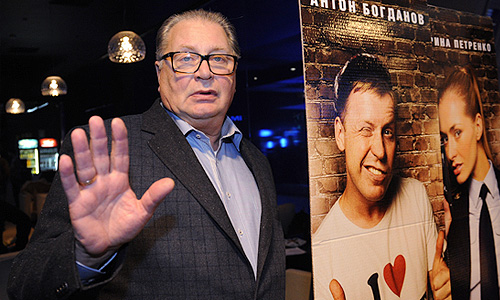 Актер Валентин Смирнитский перед премьерой фильма "Джентльмены, удачи!" в ТРЦ Афимолл.