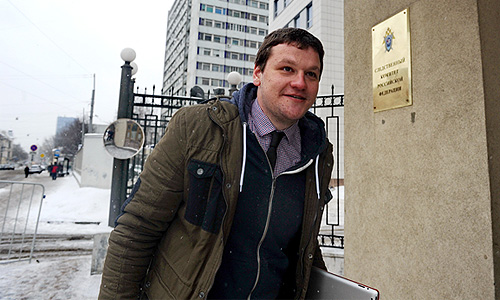 Митя Алешковский, вызванный на допрос по делу о беспорядках на Болотной площади 6 мая 2012 года, которые он освещал в качестве фотокорреспондента агентства "Фото ИТАР-ТАСС".