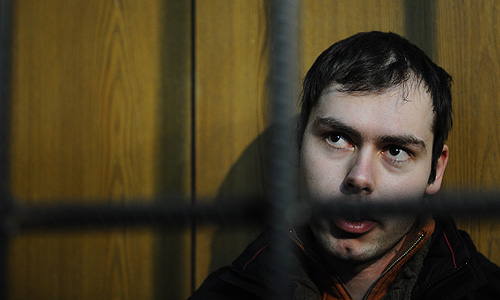 Юрист Дмитрий Виноградов, обвиняемый в расстреле своих коллег в офисе фармацевтической компании "Ригла", во время рассмотрения ходатайства следствия о продлении ареста в Бабушкинском суде.